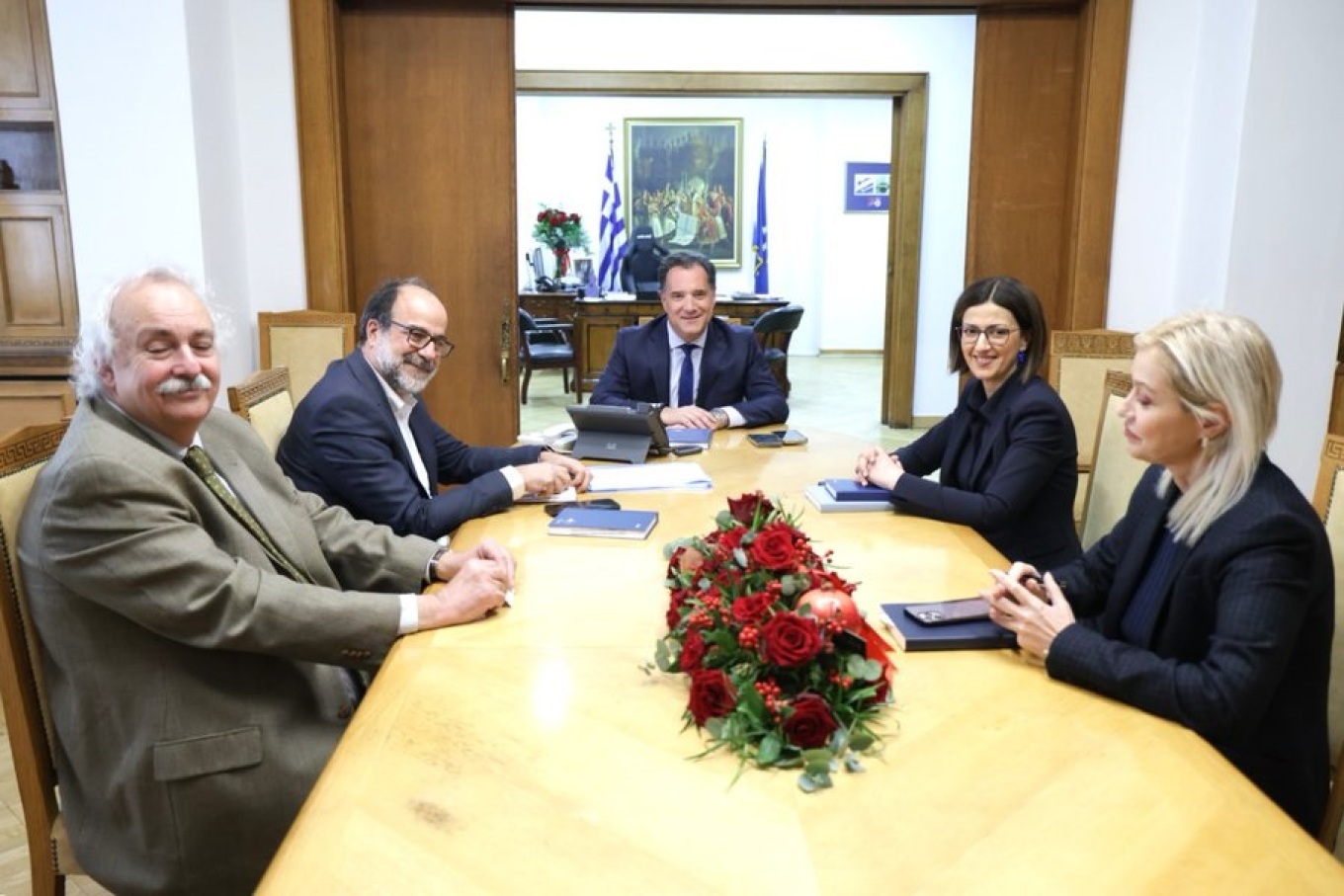 Γεωργιάδης: Συναντήθηκε με το προεδρείο του ΕΟΔΥ - Στο επίκεντρο η πορεία του κορωνοϊού