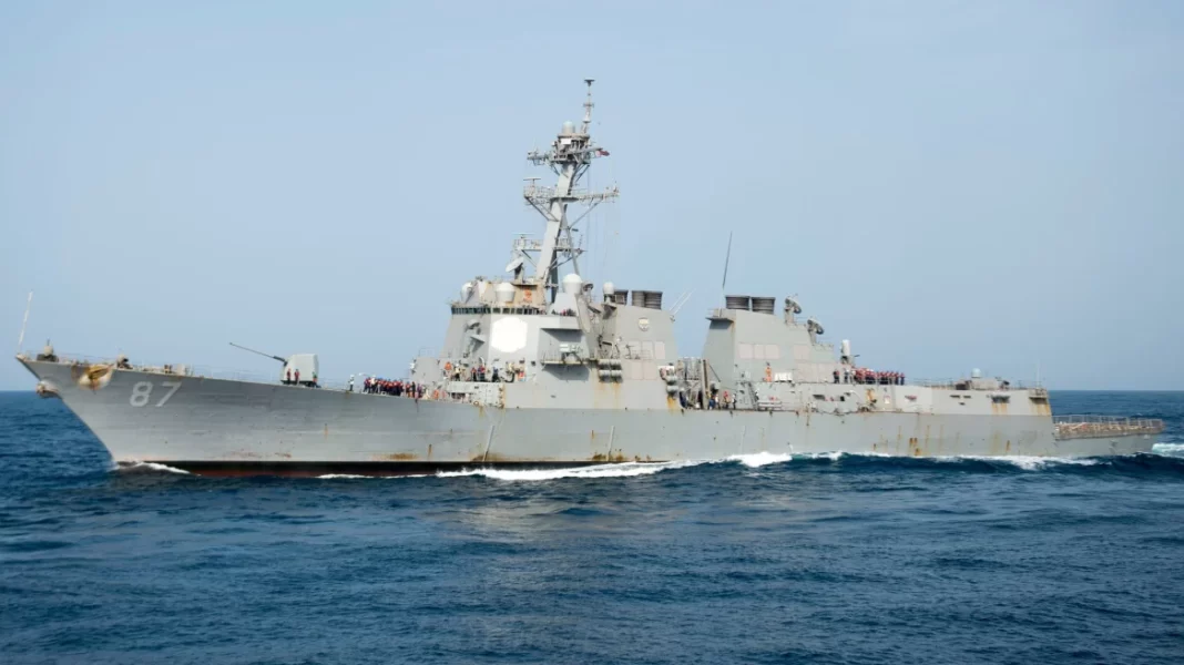 Ερυθρά Θάλασσα: Οι ΗΠΑ κατέρριψαν πύραυλο που εκτοξεύθηκε από την Υεμένη προς αμερικανικό αντιτορπιλικό