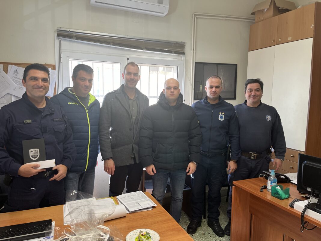 Ένωση Αστυνομικών Ηρακλείου: Επίσκεψη του Διοικητικού Συμβουλίου στις υπηρεσίες του νομού για την κοπή πίτας