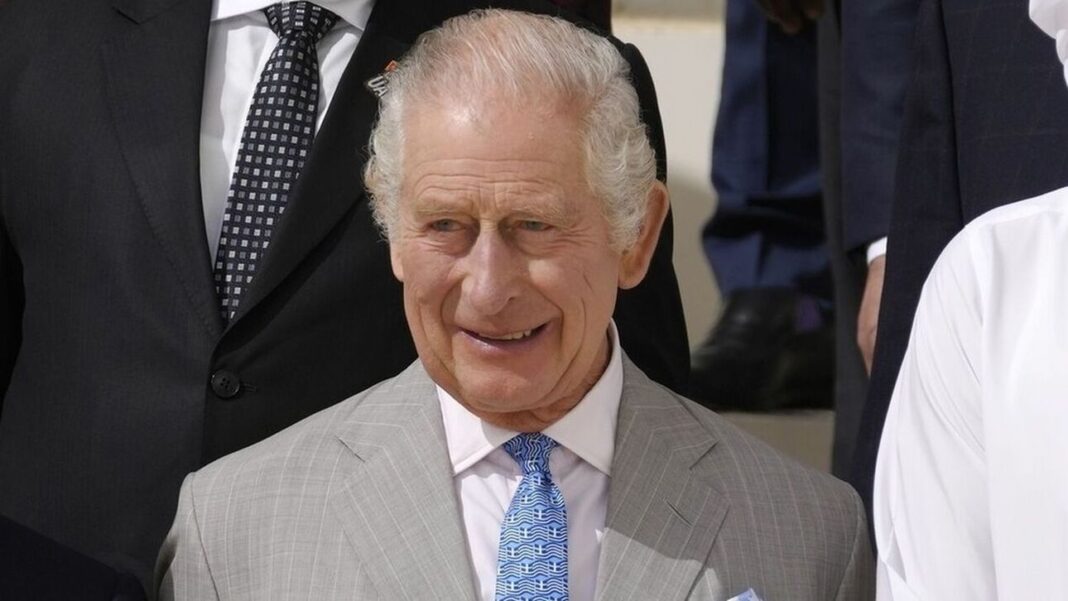 Telegraph: Ο βασιλιάς Κάρολος στρέφεται σε Ελληνορθόδοξο μοναχό μετά τη διάγνωση του καρκίνου
