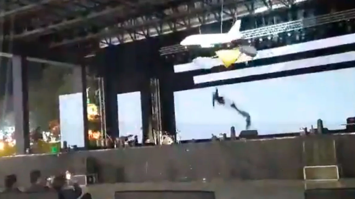 Βίντεο: Nεκρός 56χρονος CΕΟ εταιρίας που έπεσε στο κενό από κλουβί σε σόου στο πάρτι της εταιρείας του