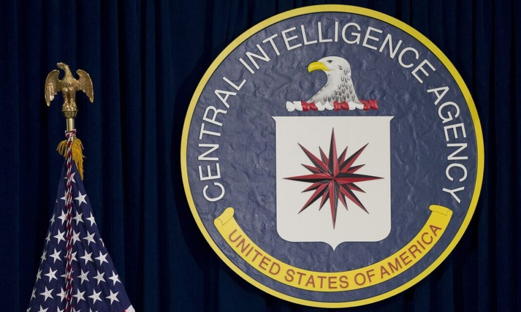 Ούτε στον... Ψυχρό Πόλεμο: Η CIA καλεί με βίντεο Ρώσους πράκτορες να... αλλάξουν πλευρά
