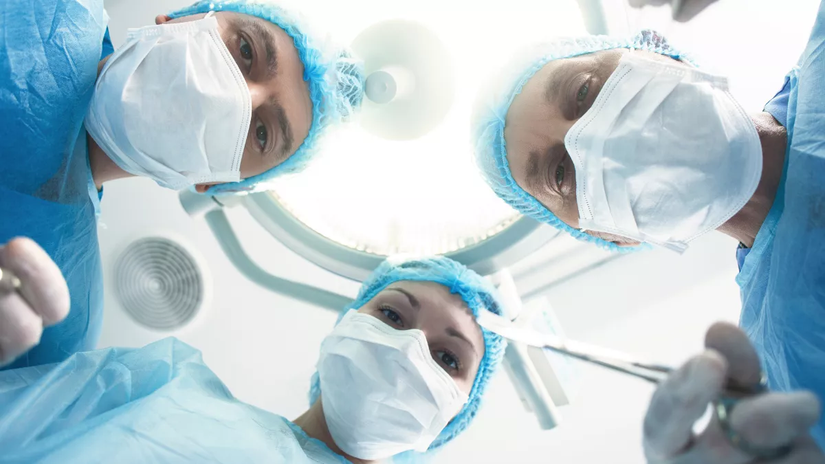 Χειρουργικές επεμβάσεις: Ποιοι ξυπνούν γρηγορότερα από την αναισθησία – Έρευνα αποκαλύπτει