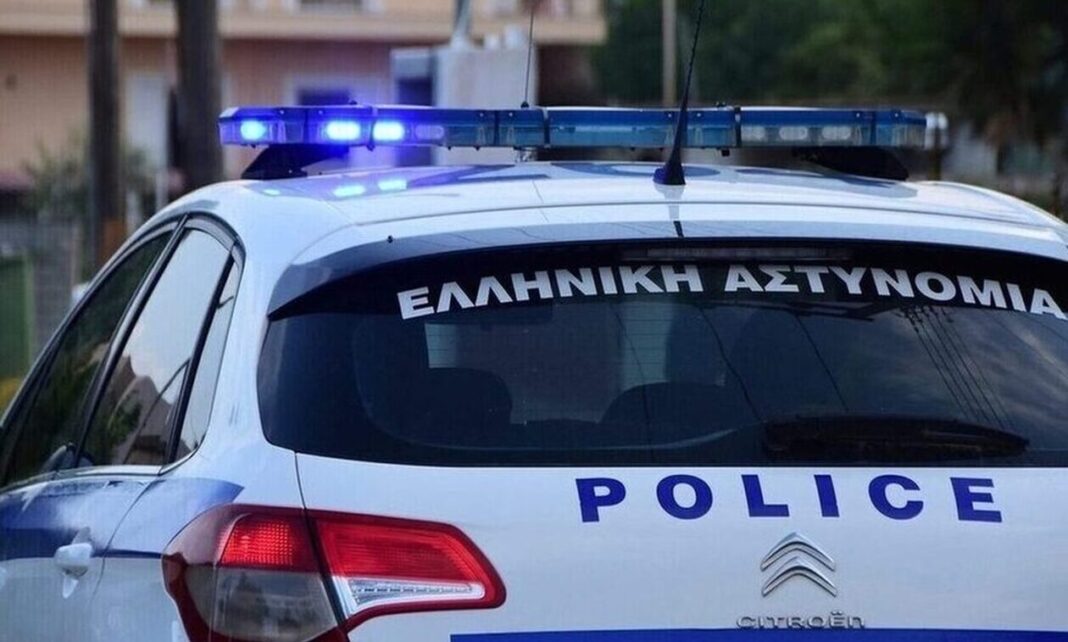 Σαλαμίνα: Προφυλακίστηκαν οι αστυνομικοί που εκβίαζαν καταστηματάρχες και εργολάβους