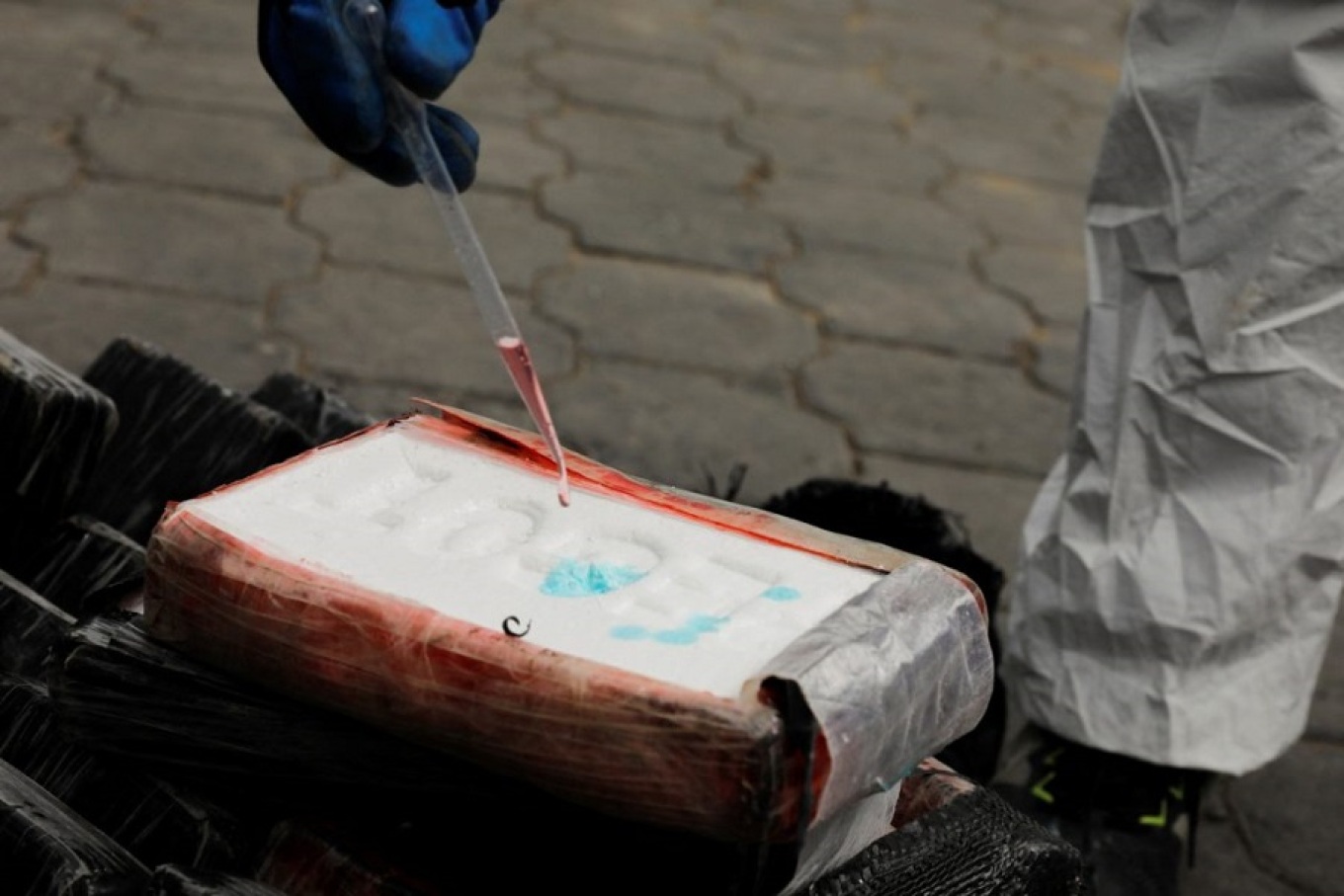 Ισημερινός: Ο στρατός κατέσχεσε ποσότητα ρεκόρ 22 τόνων κοκαΐνης