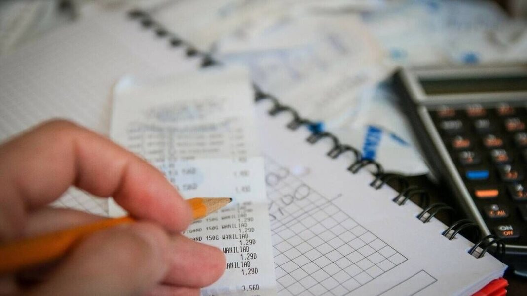 Προς αναζήτηση λύσης για τα τεκμήρια διαβίωσης – «Ψαλίδι» 30% από το 2025