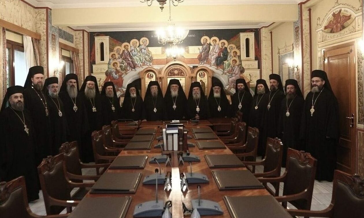 Ιερά Σύνοδος: Ξεκάθαρο «όχι» στο νομοσχέδιο για τα ομόφυλα - Επιστολές σε βουλευτές και κηρύγματα