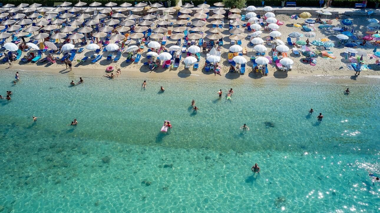 Απάτητες παραλίες: Έρχονται καταγγελίες με λίγα κλικ - Το «στοίχημα» του 2024