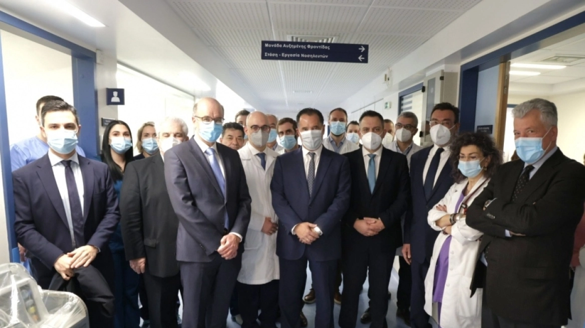 Γεωργιάδης: Επισκέφθηκε την 23χρονη Κρητικιά που έκανε την πρώτη μεταμόσχευση ήπατος από ζώντα δότη