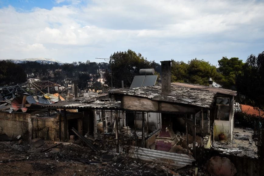 Φωτιά στο Μάτι: «Εμείς είμαστε πυροσβέστες επαγγελματίες, δεν είμαστε πολιτικοί» λέει ο πρώην διοικητής του ΕΣΚΕ