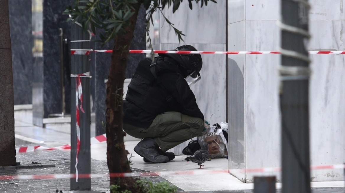 Λήξη συναγερμού για την ύποπτη βαλίτσα – Είχε ρούχα