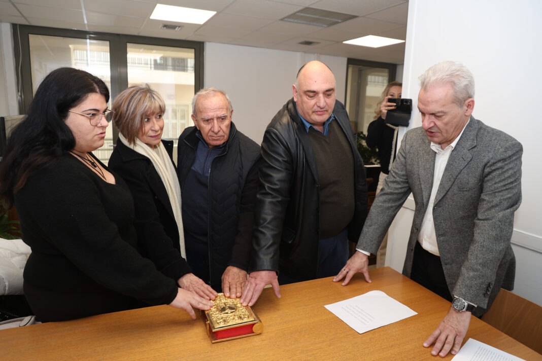 Δήμος Ηρακλείου: Ορκίστηκαν τέσσερις κοινοτικοί σύμβουλοι