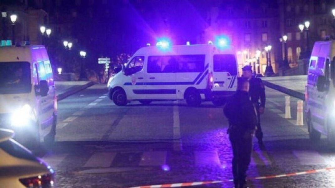 Παρίσι: Από ηλεκτροσόκ πέθανε 30χρονος που χτυπήθηκε από αστυνομικούς με τέιζερ