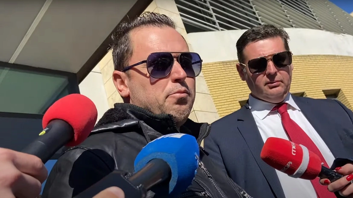 «Έκλεψαν το παιδί μου, είναι όλοι συνένοχοι» – Ο πατέρας του 6 μηνών βρέφους μηνύει την 37χρονη και τους γονείς της