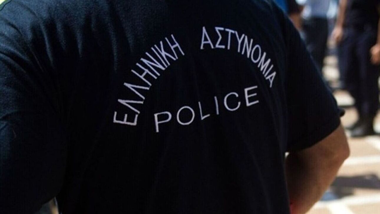 Σύλληψη δύο ατόμων για εμπόριο λαθραίων τσιγάρων και καπνικών προϊόντων