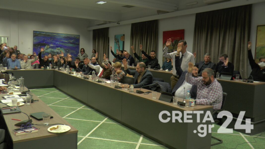 ΛΑΣΥ Χανίων: «Αυτή η πόλη που “ακμάζει”, που “επενδύει”, που “αναπτύσσεται”, δεν μπορεί να φτιάξει σχολεία για τα παιδιά μας;»