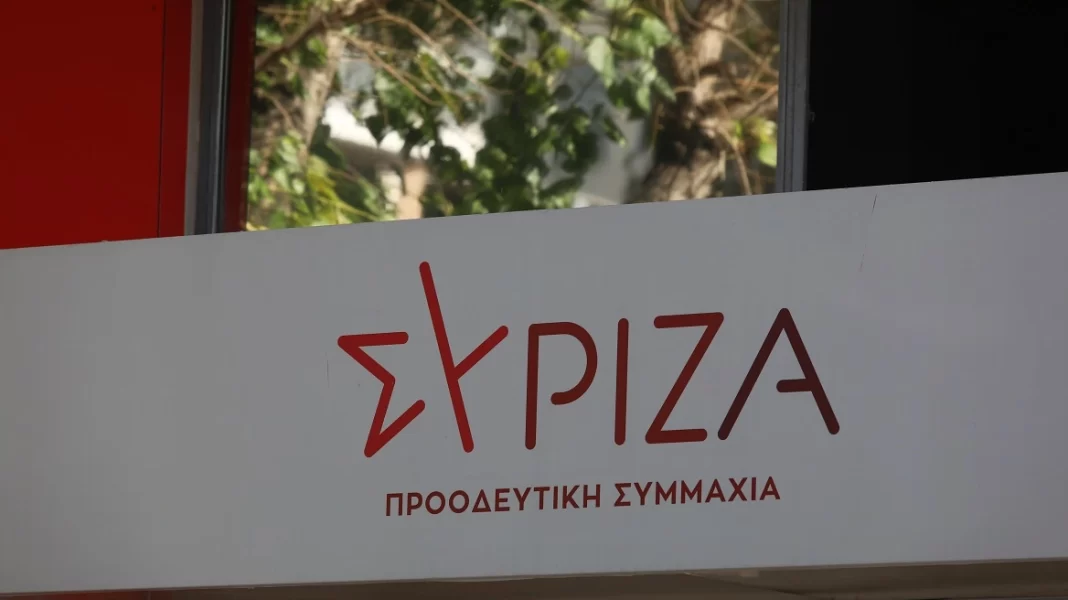 ΣΥΡΙΖΑ: Κατέθεσε πρόταση νόμου για τα ομόφυλα ζευγάρια - Τι αναφέρει για την τεκνοθεσία