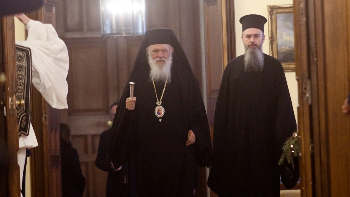 Ιερώνυμος για ομόφυλα ζευγάρια: Η εκκλησία θα πάρει θέση αφού τοποθετηθεί ο πρωθυπουργός