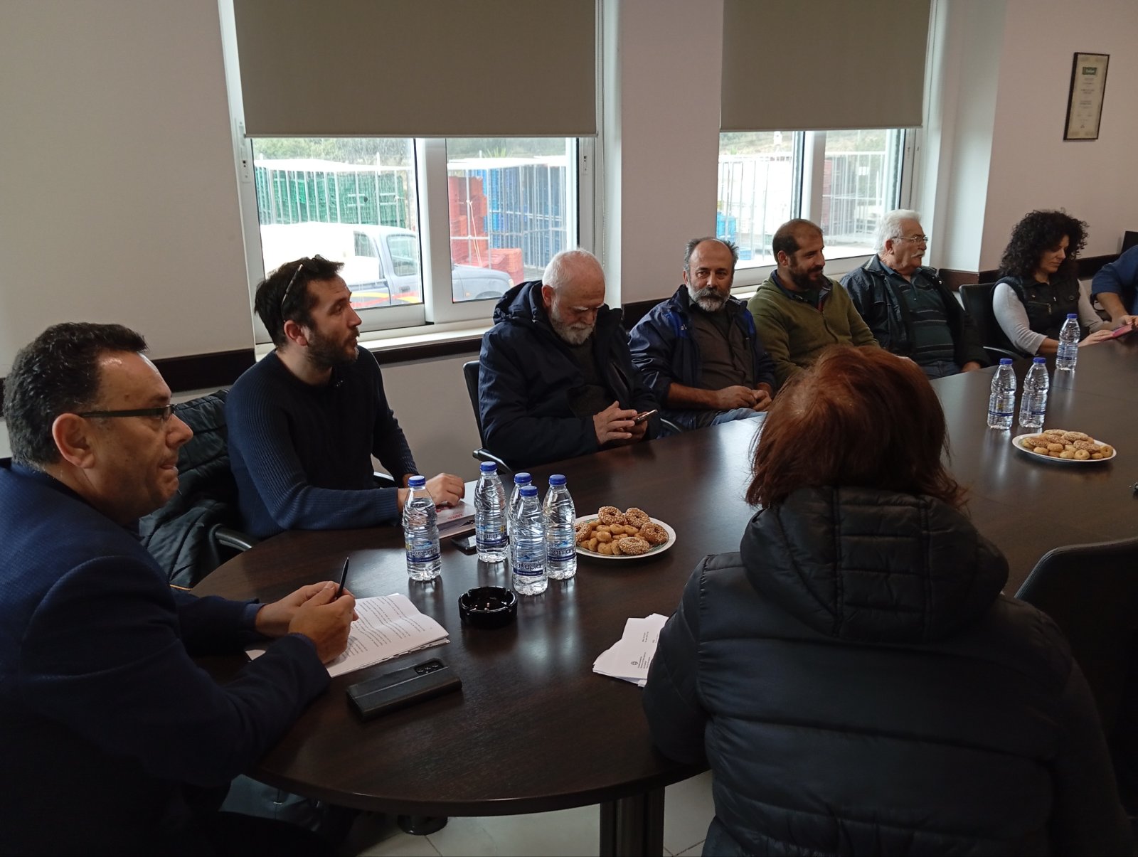 Η Τ.Ε Χανίων του ΚΚΕ στηρίζει τις κινητοποιήσεις των βιοπαλαιστών αγροτών – Επίσκεψη Μανώλη Συντιχάκη στην περιοχή της Χρυσοσκαλίτισσας