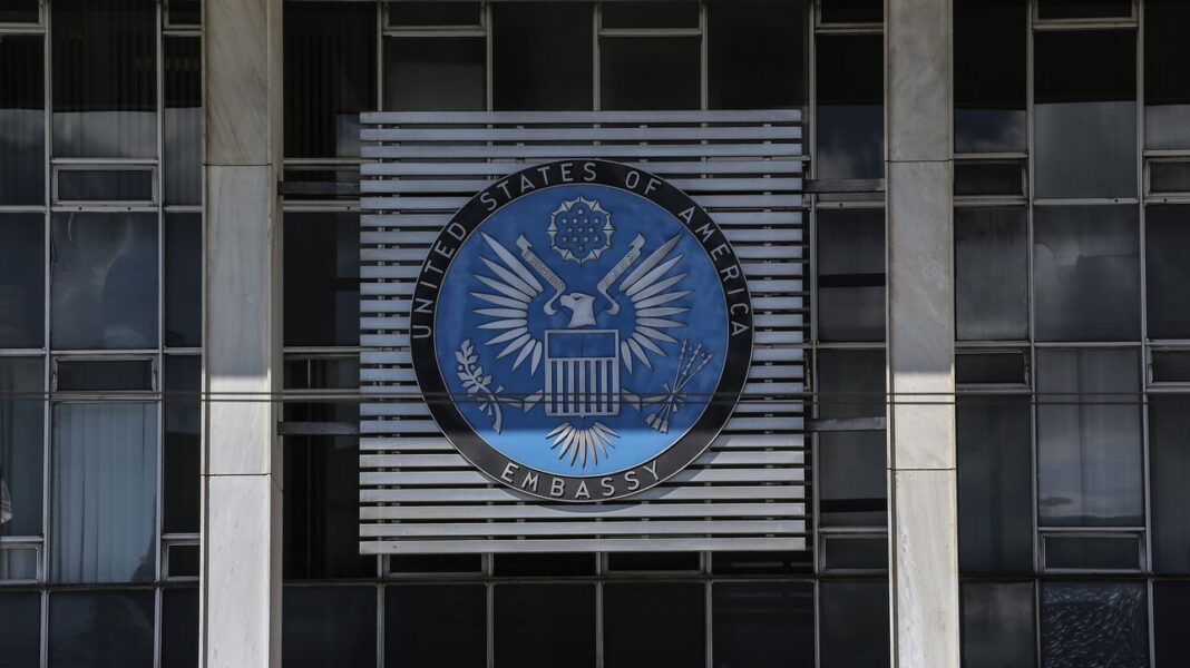2364850 Φάρσα τα τηλεφωνήματα για βόμβες στις τρεις πρεσβείες