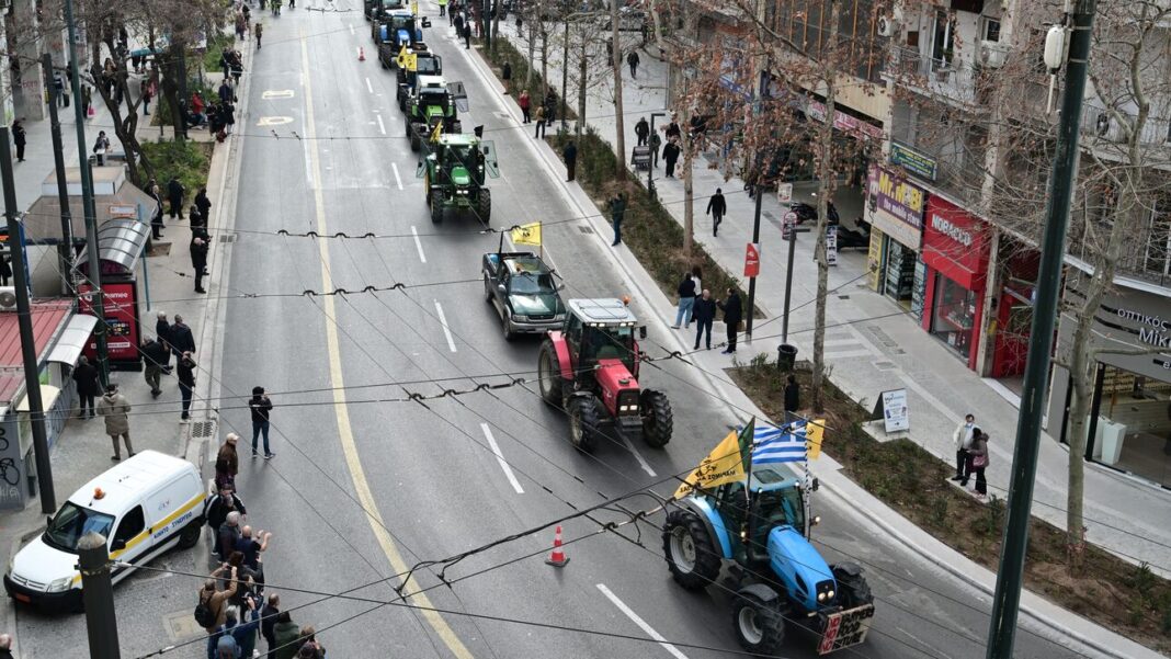 Αποχώρησαν από το Σύνταγμα οι αγρότες – Αύριο οι αποφάσεις για το μέλλον των κινητοποιήσεων