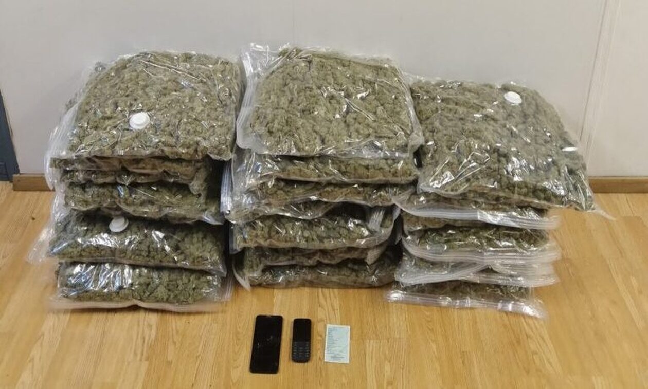 Συνελήφθη 29χρονος που λάμβανε χασίς με... κούριερ