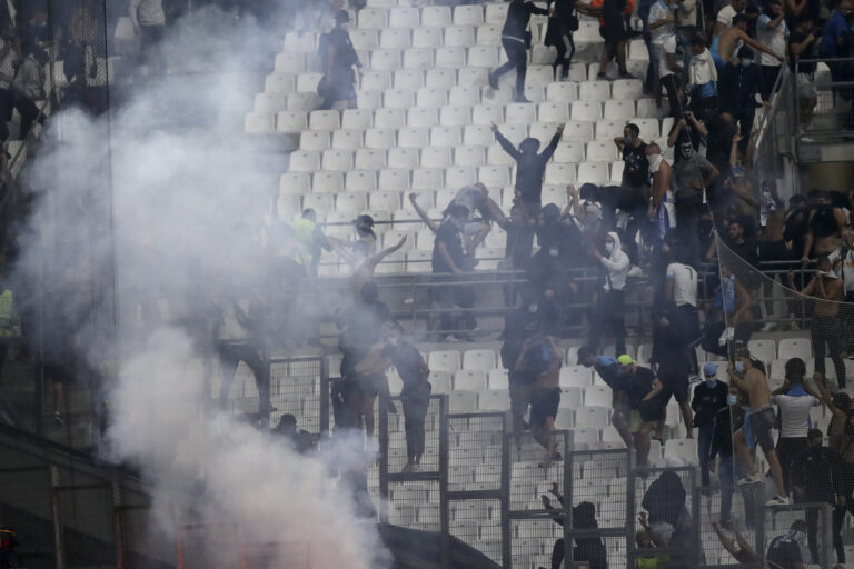 Ψηφίστηκε το νομοσχέδιο για την οπαδική βία