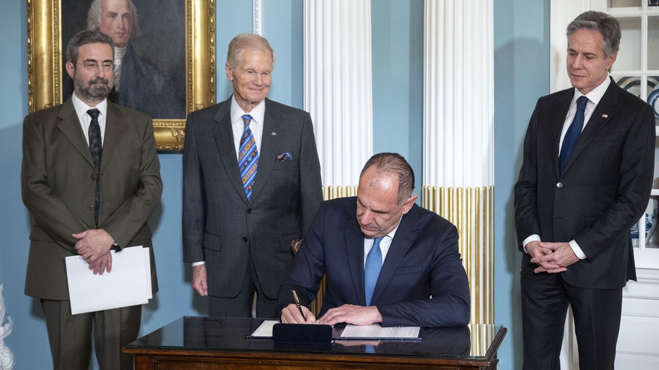 Η Ελλάδα γίνεται η 35η χώρα που συμμετέχει στις διαστημικές συμφωνίες Artemis