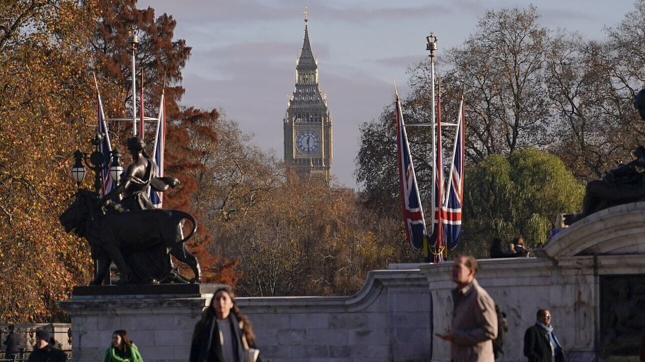 Βρετανία: Διολίσθησε σε τεχνική ύφεση το 4ο τρίμηνο του 2023