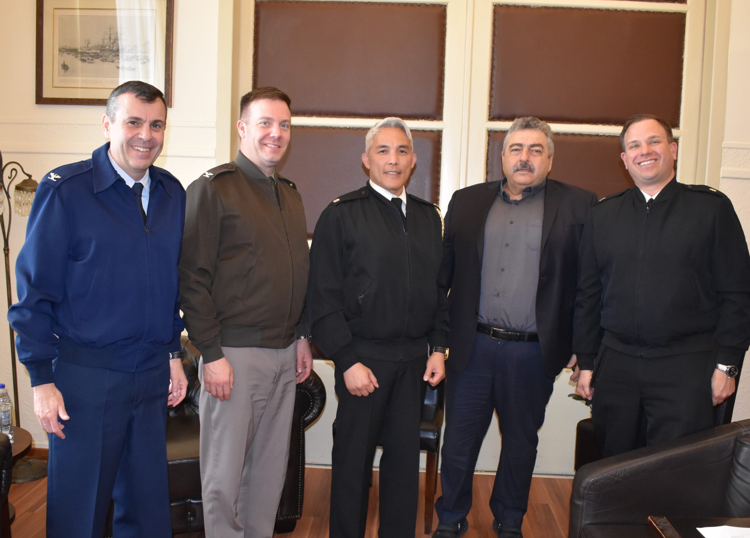 Επιτελείο του Αμερικανού Πρέσβη επισκέφθηκε τον Ν. Καλογερή