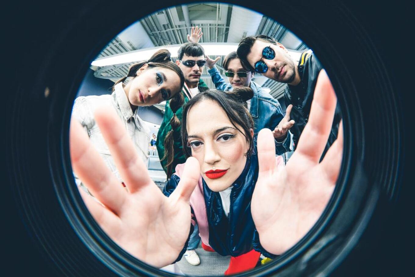 Εθνικό Θέατρο: Ανεβάζει ένα έργο αφιερωμένο στη γενιά των millennials