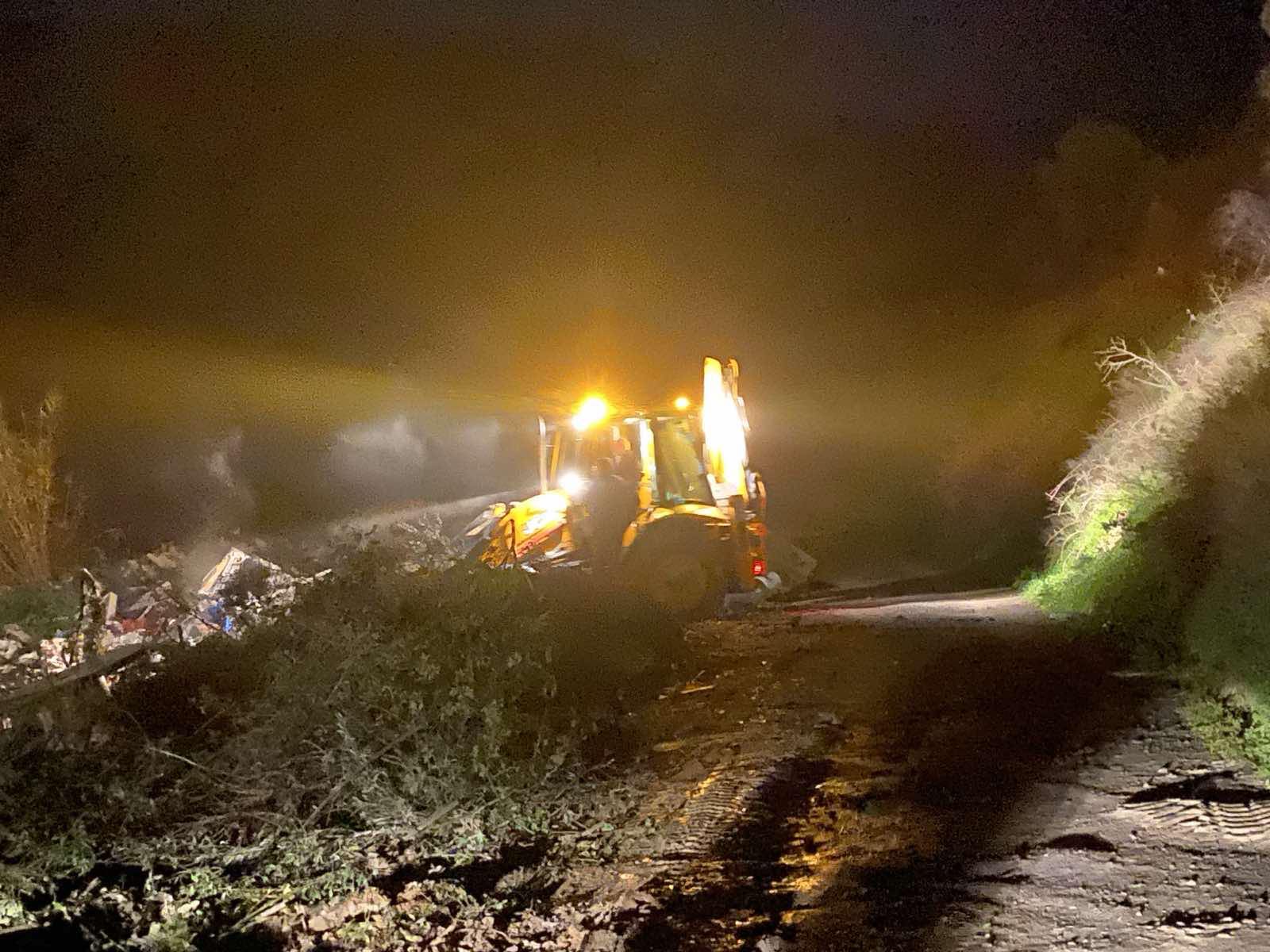 Ηράκλειο: Η φωτιά σε χωματερή σήμανε συναγερμό (εικόνες)