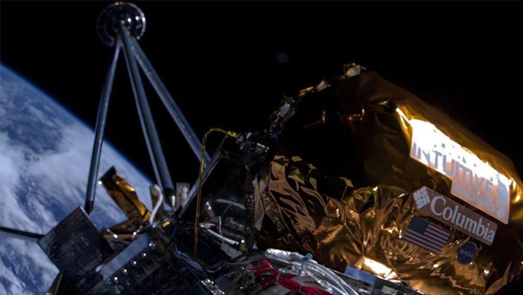 Σέλφι από το Διάστημα: Το ρομποτικό διαστημικό σκάφος «Odysseus» φωτογραφίζεται με φόντο τη... Γη