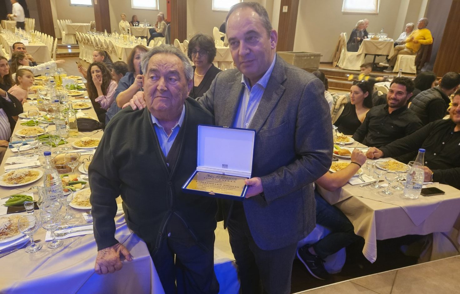 Ενιαίος Αγροτικός Σύλλογος Ιεράπετρας: Κοπή πρωτοχρονιάτικης πίτας και τιμητικές διακρίσεις