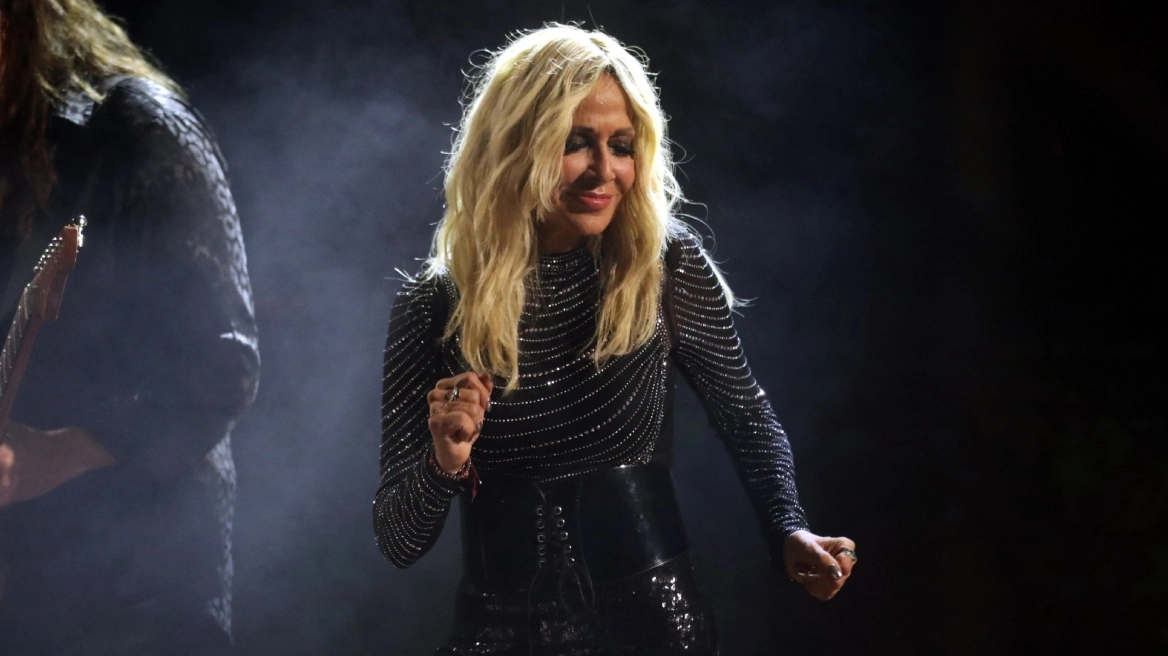 Άγιος Βαλεντίνος: Οι σελέμπριτι που γιόρτασαν με Άννα Βίσση – Δείτε βίντεο και φωτογραφίες