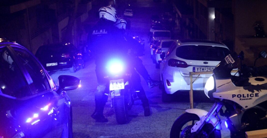 Ένοπλη ληστεία σε βενζινάδικο - Απείλησαν τον υπάλληλο και άρπαξαν τις εισπράξεις