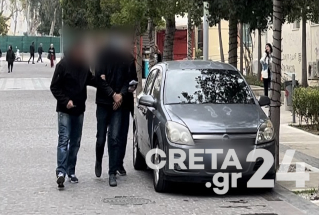 Κρήτη: Συλλήψεις για τα «καραβάνια» μεταναστών