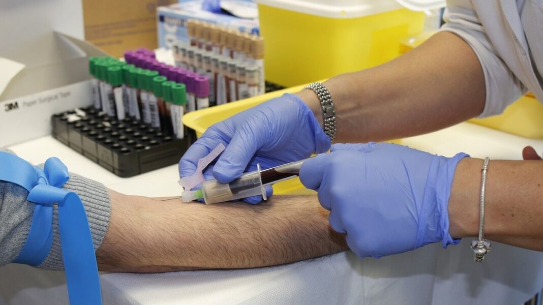 Παράταση του πρόγραμματος απασχόλησης 4.000 μακροχρόνια ανέργων στην Υγεία