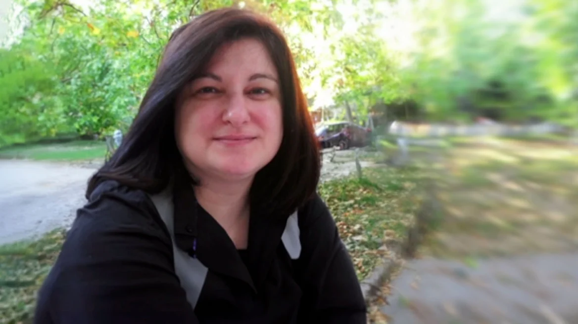 Θρίλερ δίχως τέλος: Δεν ξέρω γιατί έψαχνε όπλο, λέει η συγκάτοικος της εξαφανισμένης Σταυρούλας