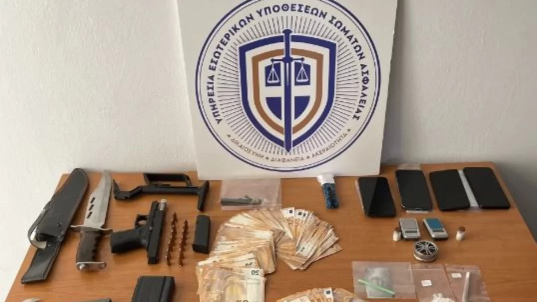 Συνελήφθη αστυνομικός για διακίνηση ναρκωτικών