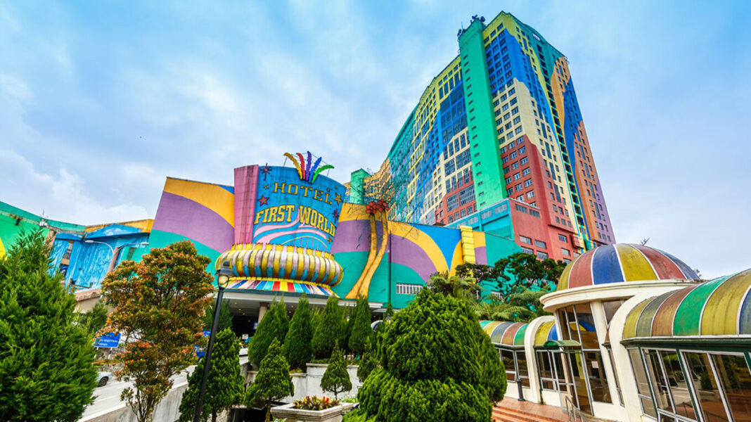Στη Μαλαισία το μεγαλύτερο ξενοδοχείο στον κόσμο - Έχει 7.351 δωμάτια και θεματικό πάρκο