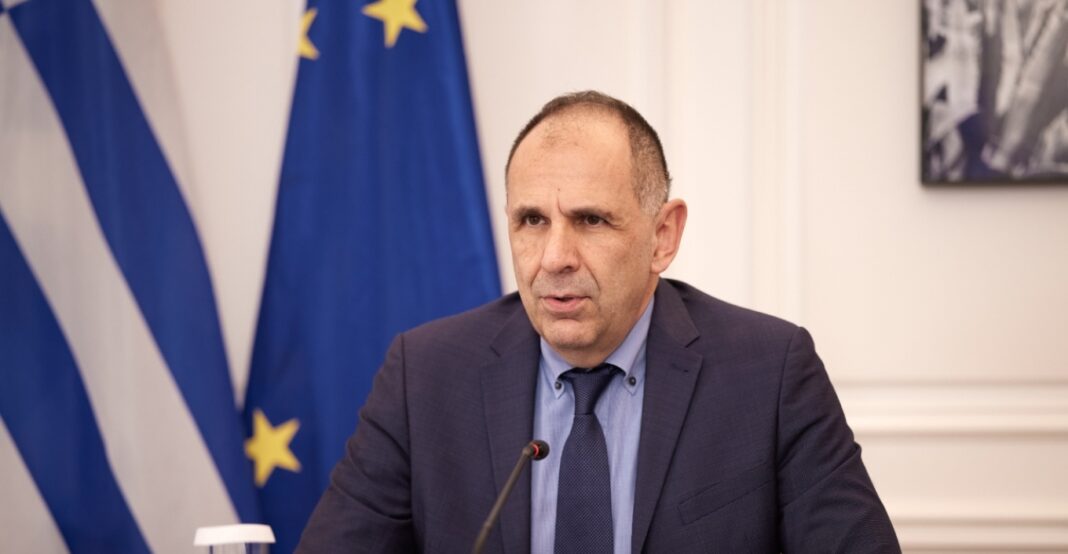Η «γαλάζια οικονομία» στο επίκεντρο της συζήτησης Γεραπετρίτη - Κέρι στο «Wilson Institute»