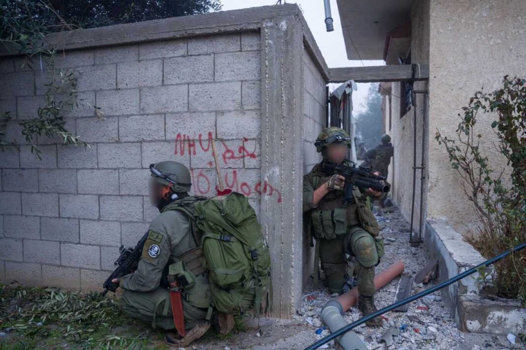 Πόλεμος στο Ισραήλ: Οι IDF εντόπισαν μέλη της Χαμάς που είχαν κρυφτεί σε καταφύγια στη Χαν Γιουνίς