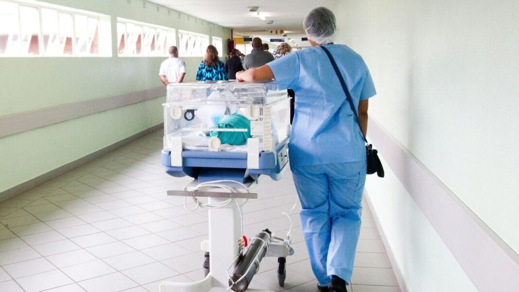 Ιλαρά: Μόνο με δύο δόσεις εμβολίου είμαστε ασφαλείς, τονίζουν οι Επισκέπτες Υγείας