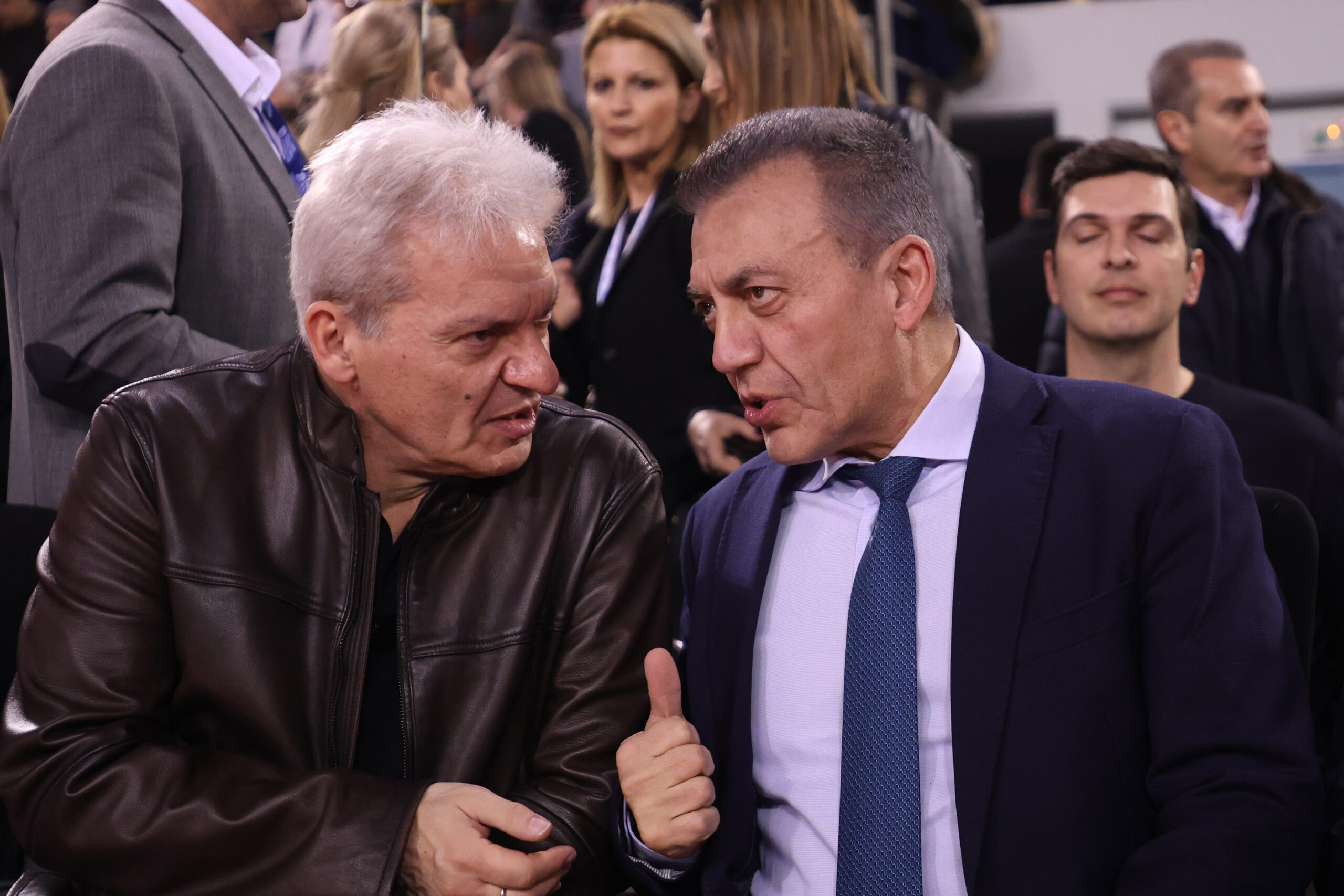 Ενημέρωση του Υπουργού Αθλητισμού από τον Δήμαρχο Ηρακλείου για το οξύ πρόβλημα στο Παγκρήτιο Στάδιο