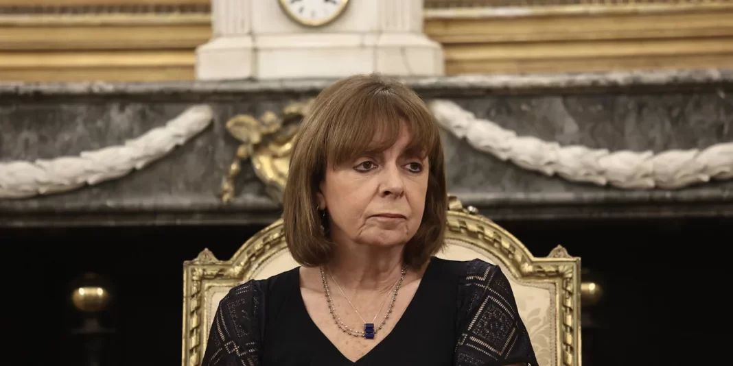 Σακελλαροπούλου για θάνατο Ναβάλνι: «Θυσίασε τον εαυτό του για τα ιδανικά που αγαπάμε περισσότερο»