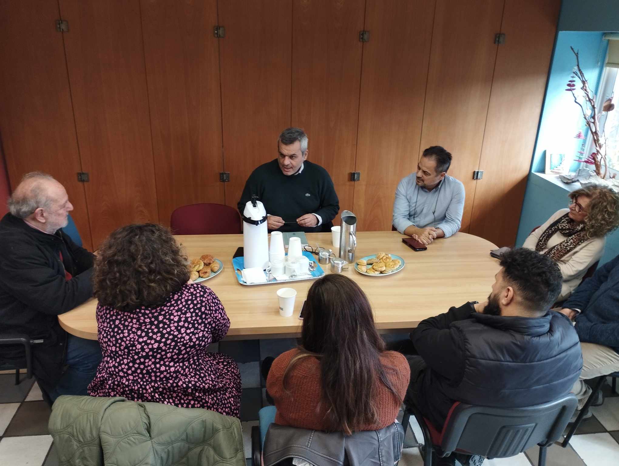 Στο ΚΕΘΕΑ Αριάδνη ο Χάρης Μαμουλάκης