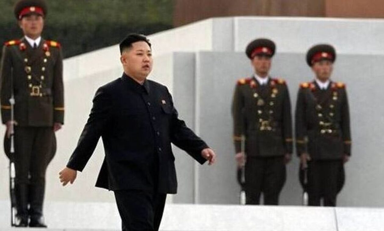 Κιμ Γιονγκ Ουν: Ξόδεψε 122.00 λίρες σε ζαρτιέρες και πούρα, ενώ ο λαός του πεθαίνει από ασιτία