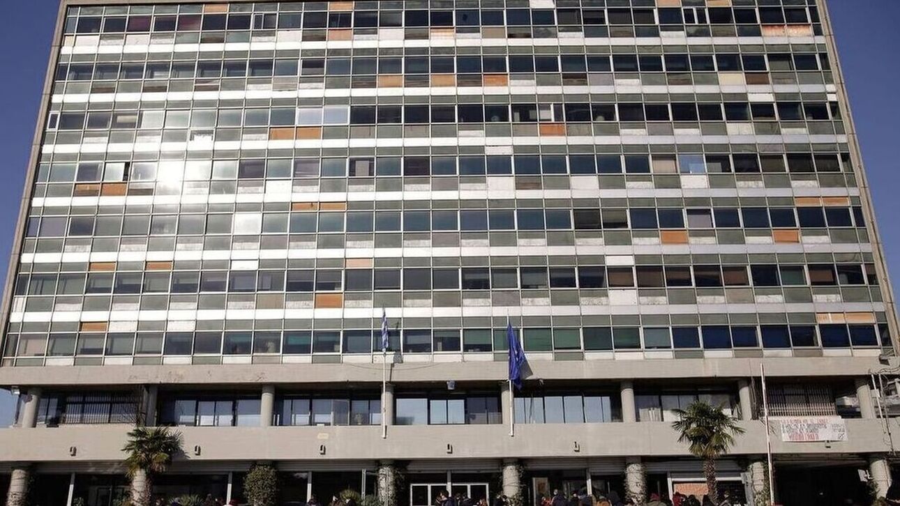 ΑΠΘ: Καμία εμπλοκή της πρυτανικής αρχής στην επέμβαση για την εκκένωση της Νομικής