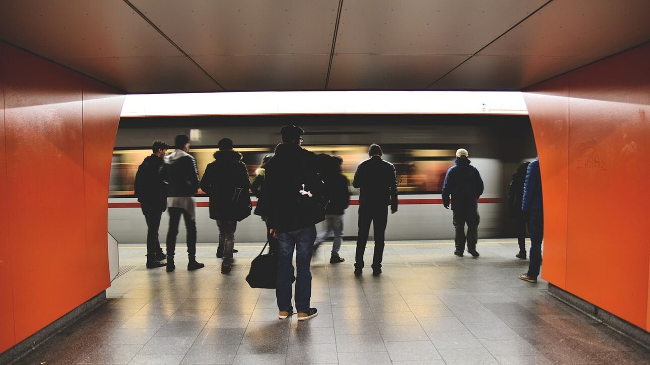 Ανεργοι: Ειδικό βοήθημα 718,50 ευρώ – Προϋποθέσεις για την υποβολή αίτησης